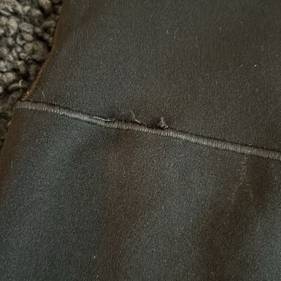 Aerie | Real Me High-Waist Crossover Flare Legging - Picture 8 of 9